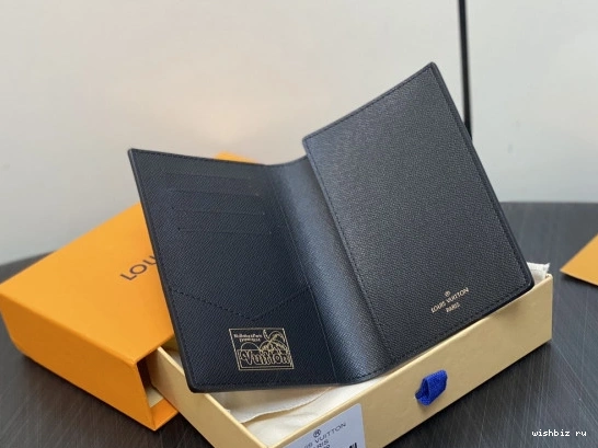 WIS PASSPORT Louis COVER-10*14*2.5CM Vuitton 0808